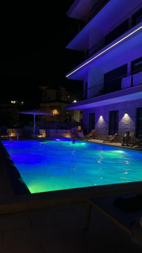 Pool & Sauna Elia Residnece